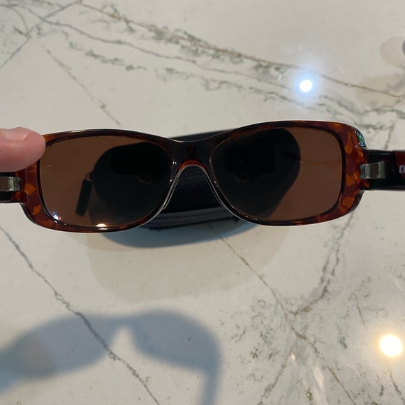 Stylish Tortoise Shell Sunglasses main image 4